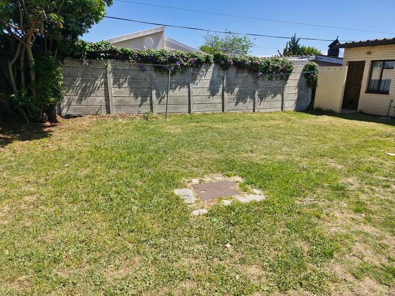 5 Bedroom Property for Sale in Parow North Western Cape